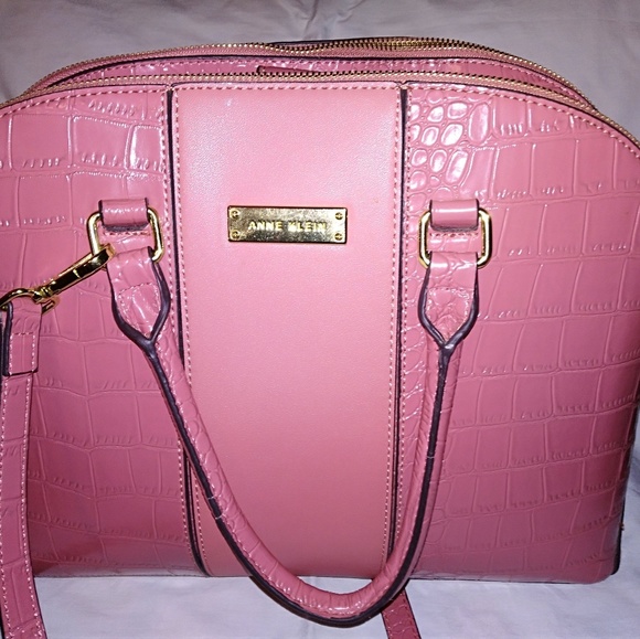 Anne Klein Handbags - Anne Klein 10" x 13" Anne Klein Handbags - Anne Klein 10" x 13"